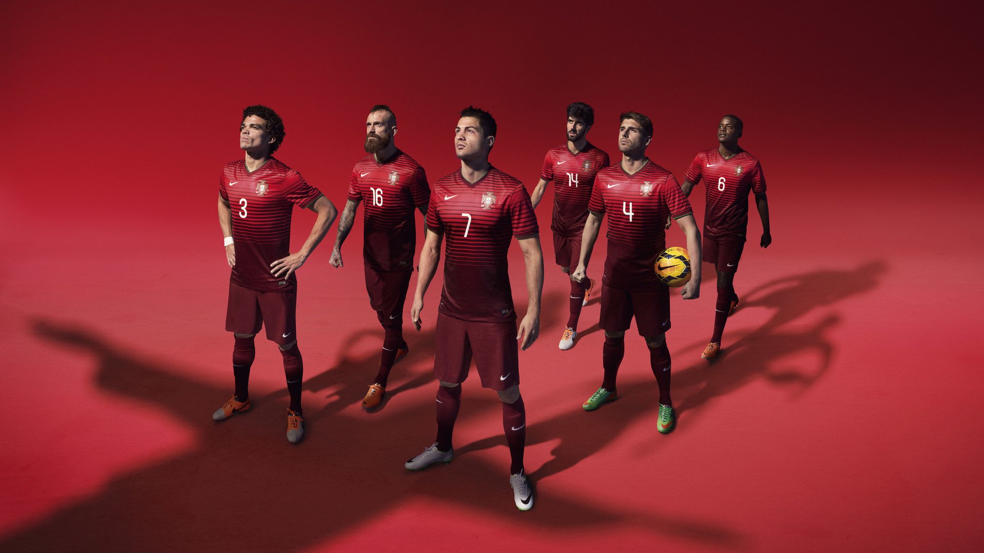 开云官方app入口-2026世界杯B组惊天冷门！泰国2-1掀翻荷兰，范戴克孤掌难鸣却征服全场